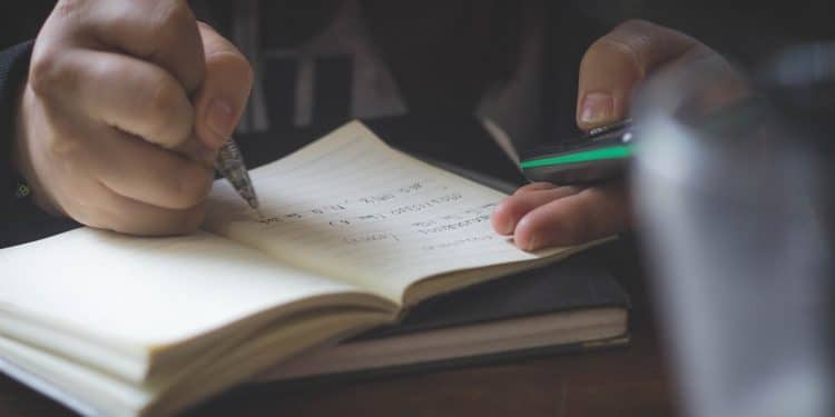 Pourquoi confier la rédaction de comptes rendus de réunions à un professionnel ?
