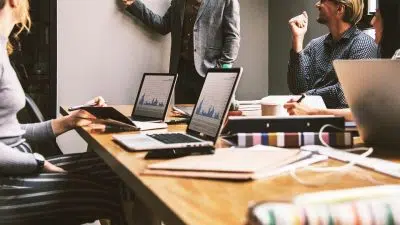 Quatre astuces pour bien gérer une petite entreprise